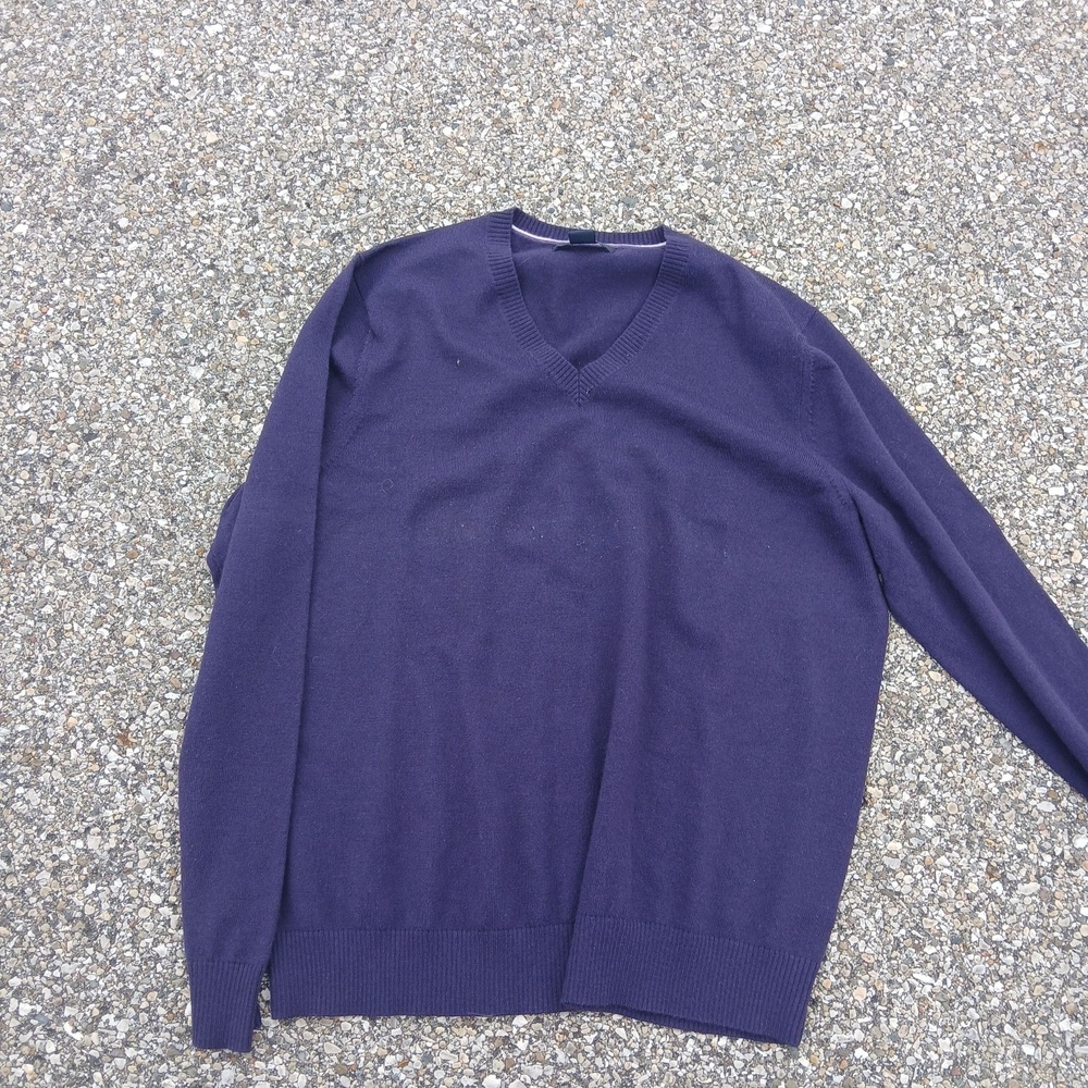 Banana Republic Sweater Mens XL Purple Merino Wool Extra Fine V Neck Pullover